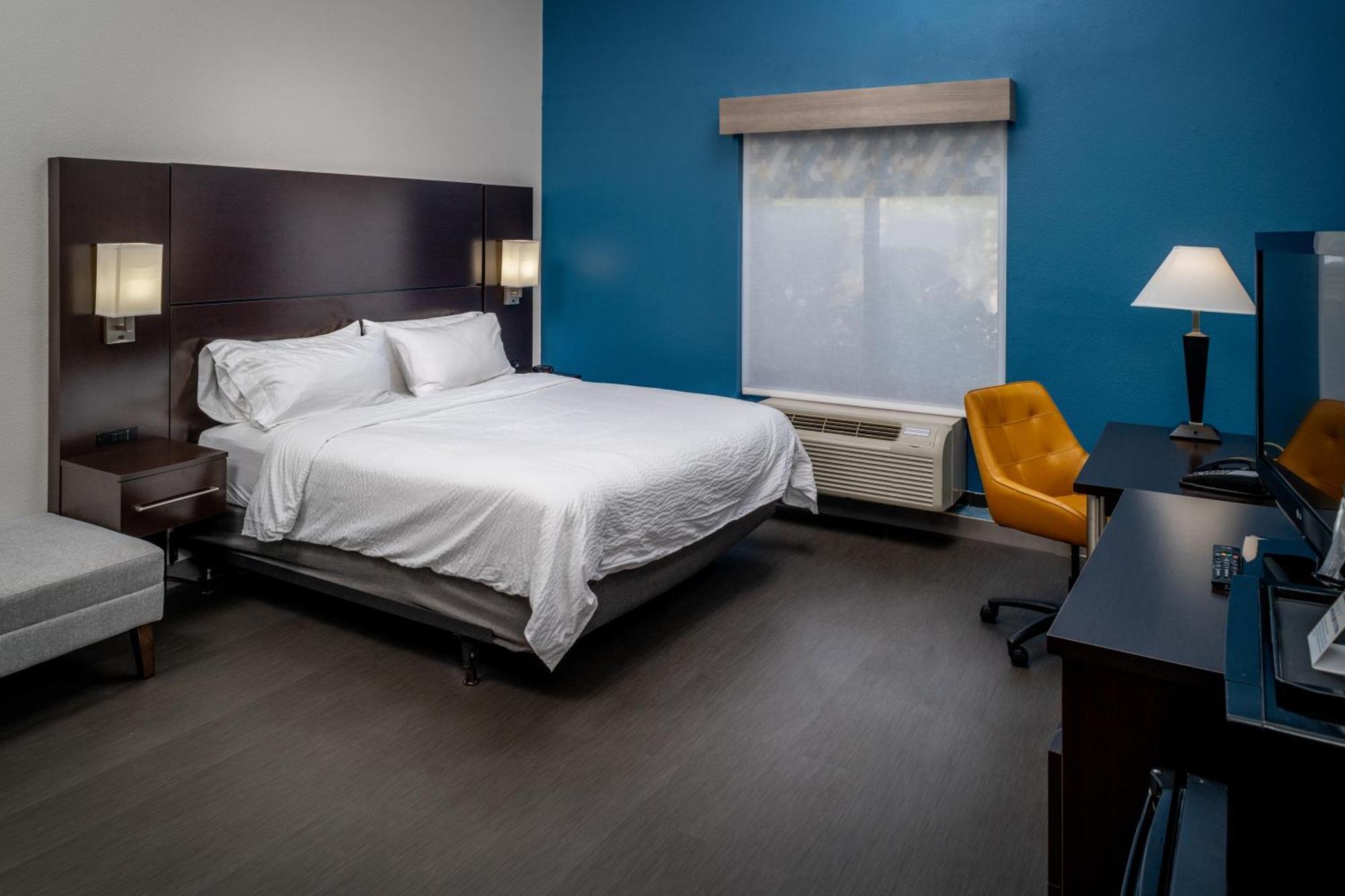 Holiday Inn Express & Suites Cross Lanes By Ihg Exterior foto